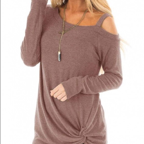 💌PREORDER💌Sweater with Shoulder Cutouts - Picture 3 of 8